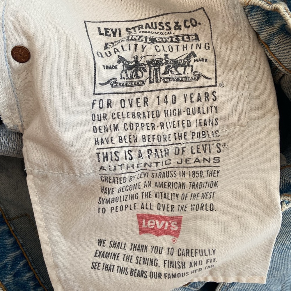 Vtg. Levi’s 551 Relaxed & Tapered Acid Wash (1997), 32x30, NWT, $69 MSRP - Picture 9 of 14